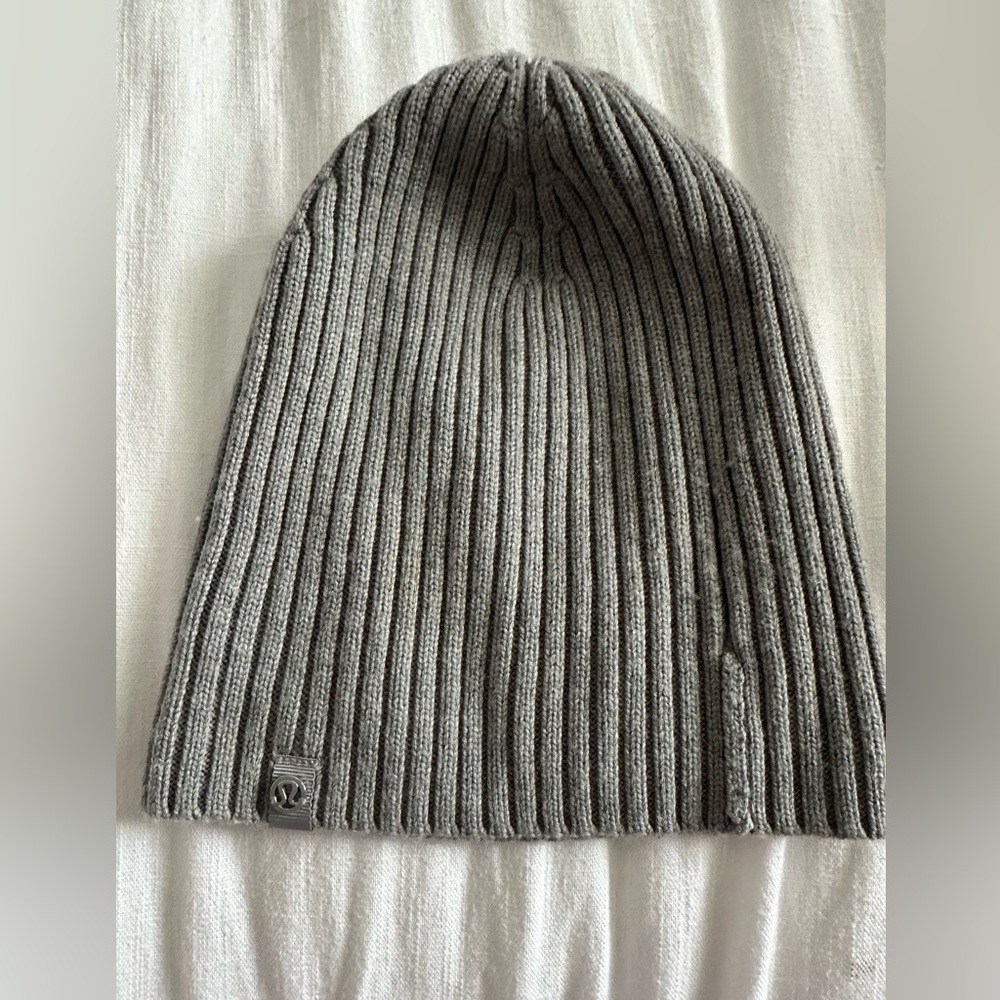 Gray Lululemon winter hat